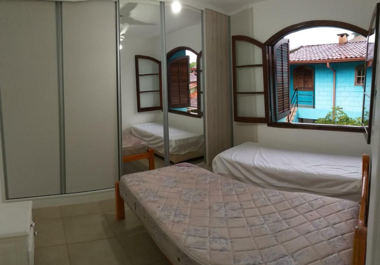 ウバトゥバ Casa Azul Itagua 5 Dorms - Wi-Fiヴィラ エクステリア 写真